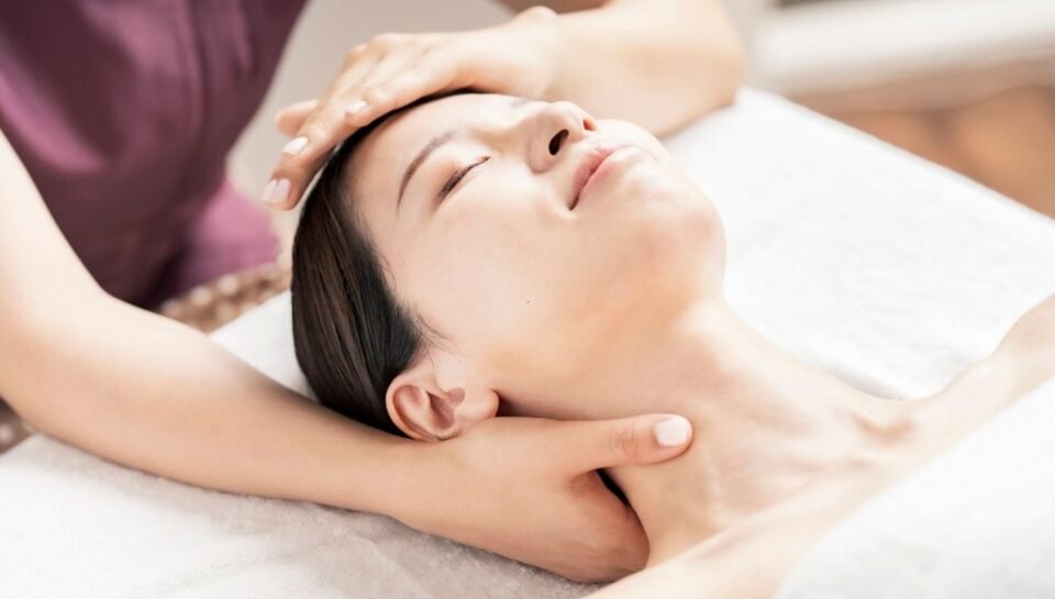Massage Therapy for Neck Stiffness