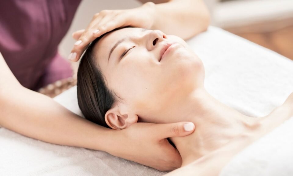 Massage Therapy for Neck Stiffness